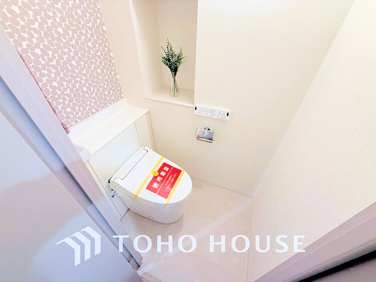 トイレ トイレには快適な温水洗浄便座付