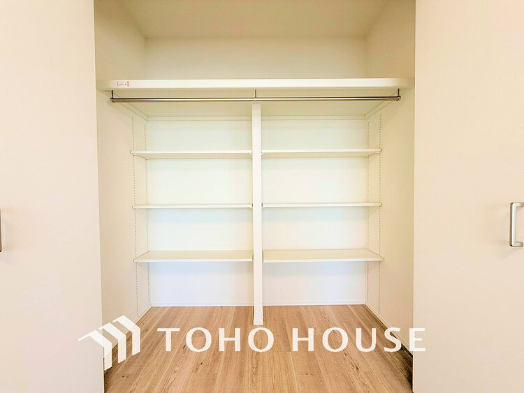 収納 居室　収納