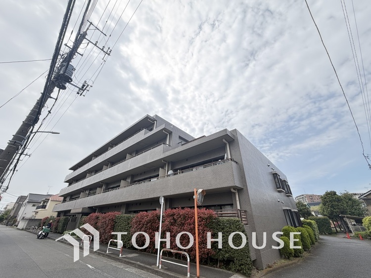 外観 〜リフォーム済み3LDK、南向きのため陽当り良好〜安心の新耐震基準マンション〜