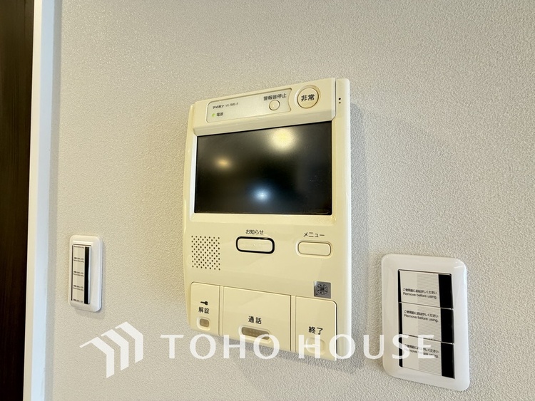 その他 来客が一目でわかるモニター付きインターホン