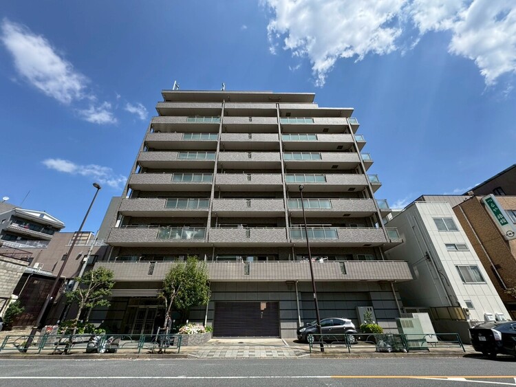 その他 飽きのこないシンプルモダンな外観です。