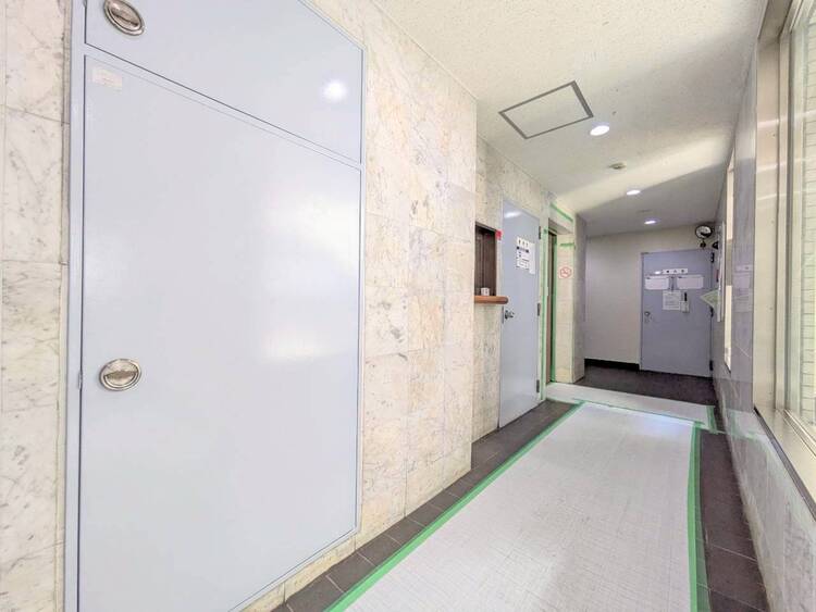 その他 館内は静寂な中が保たれており、管理が行き届いている印象を受けました。