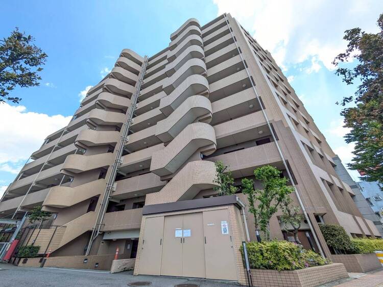 その他 飽きのこないシンプルモダンな外観です。