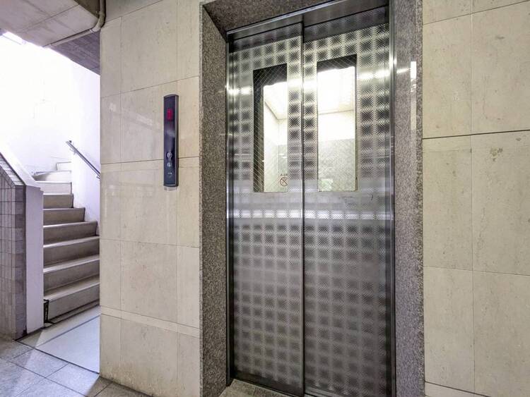 その他 エレベーター完備のため荷物が多くなっても安心。