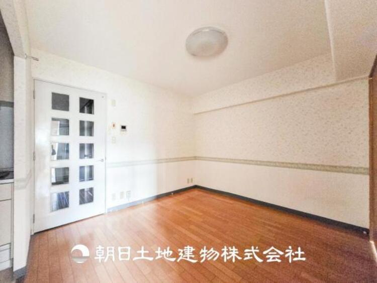 居間 【リビング】何気なく過ぎる時でさえも上質なひと時となる快適な空間を目指しております。