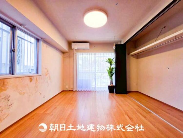 居間 【リビング】何気なく過ぎる時でさえも上質なひと時となる快適な空間を目指しております。