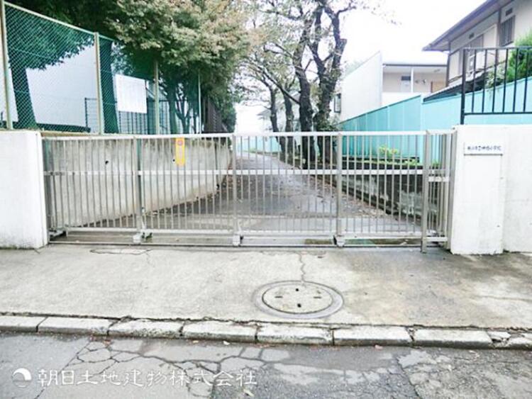 周辺 神橋小学校640ｍ