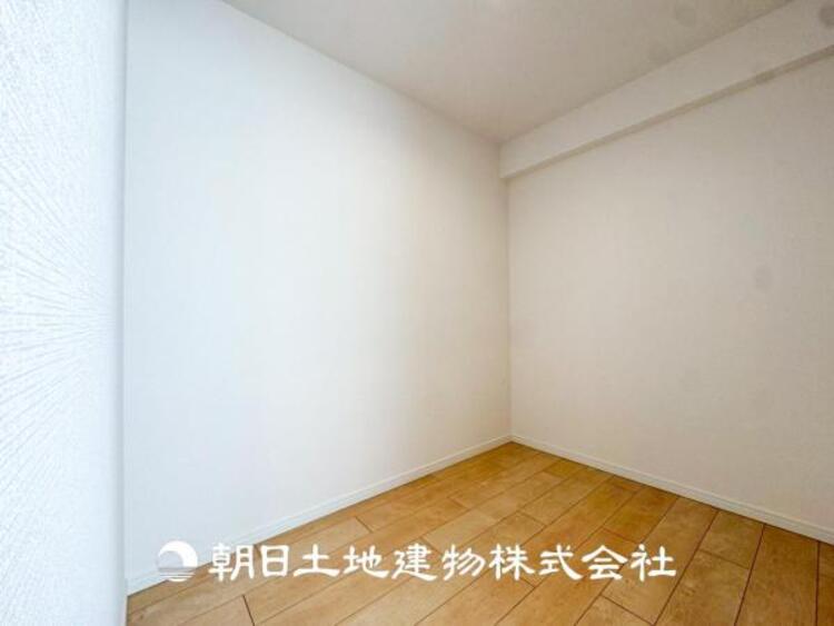 収納 【納戸】収納だけでなく書斎、子どものプレイルームなど、さまざまな用途に使うことができます。