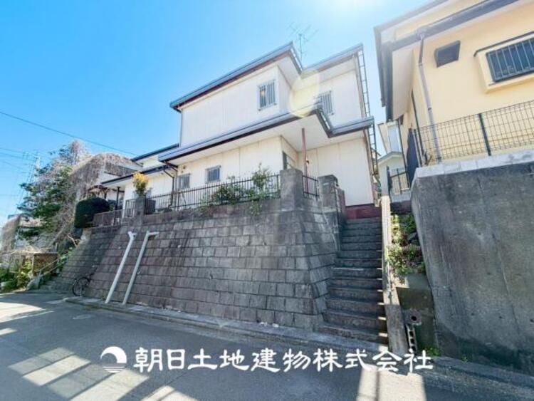 外観 【外観写真】その家から感じられる、気品・上質・重厚感・極細やかさ、そのすべては見た者に安らぎを与える特別な空間です。ここに住むからこそ意味がある。すべての（始まり）をここから迎えましょう。