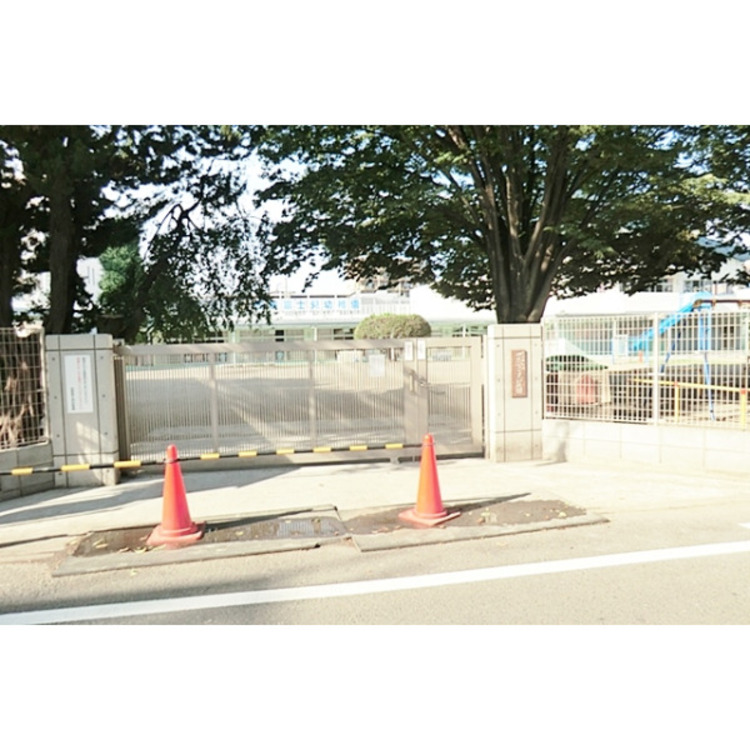 周辺 田無富士見幼稚園(約990m)