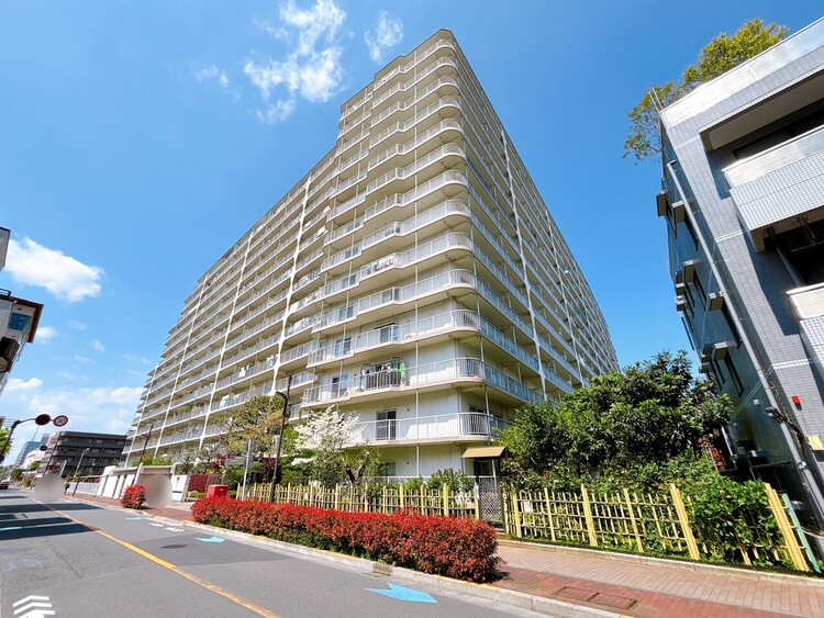 外観 現地に足をお運びいただいた際には、周辺散策などをお勧めいたします。