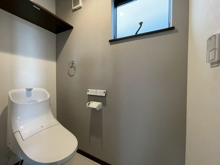 トイレ 暮らしの中のさりげないひとときの快適さにも、こだわりを、持って設備を配しております。