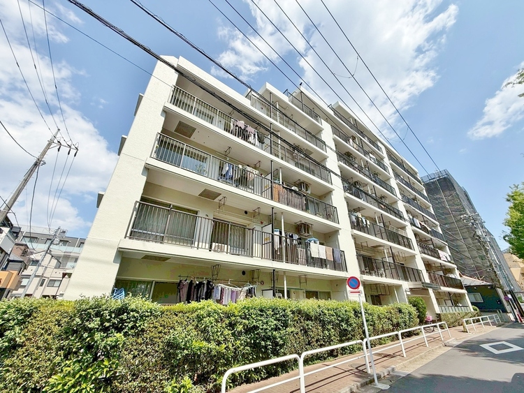 外観 資料には掲載していない情報が、現地にはたくさんあります。是非一度、現地をご確認ください。