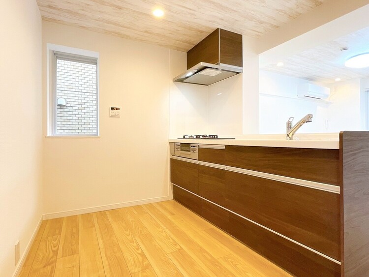 キッチン 洗練されたスタイリッシュなデザイン性と使いやすさを備えた仕様。