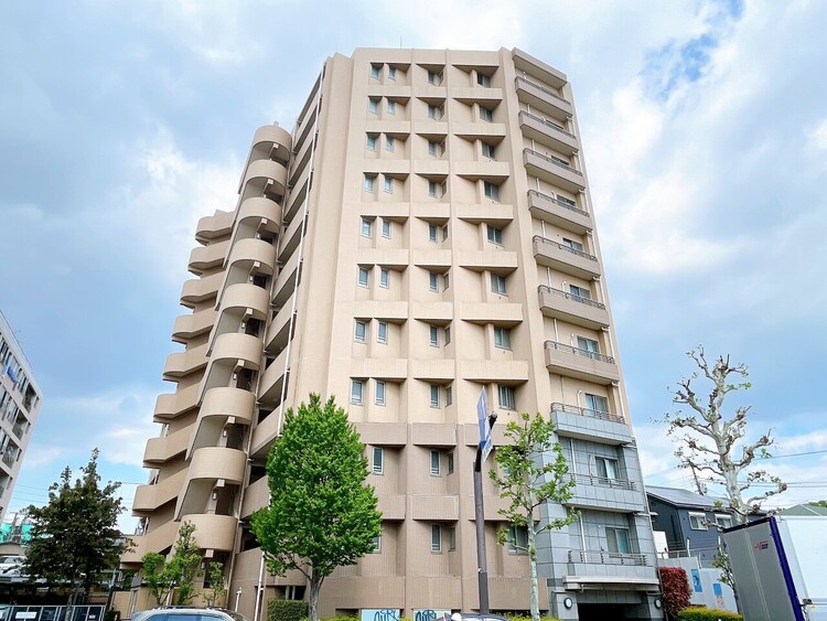 外観 現地に足をお運びいただいた際には、周辺散策などをお勧めいたします。