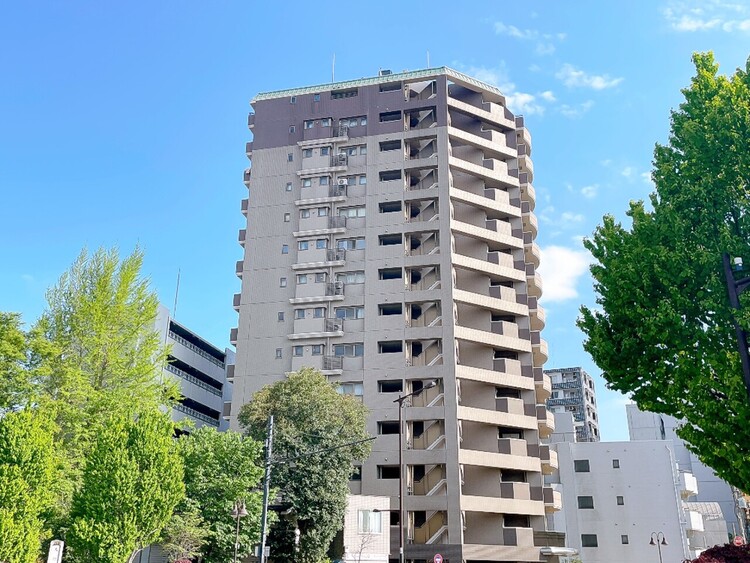 外観 現地に足をお運びいただいた際には、周辺散策などをお勧めいたします。