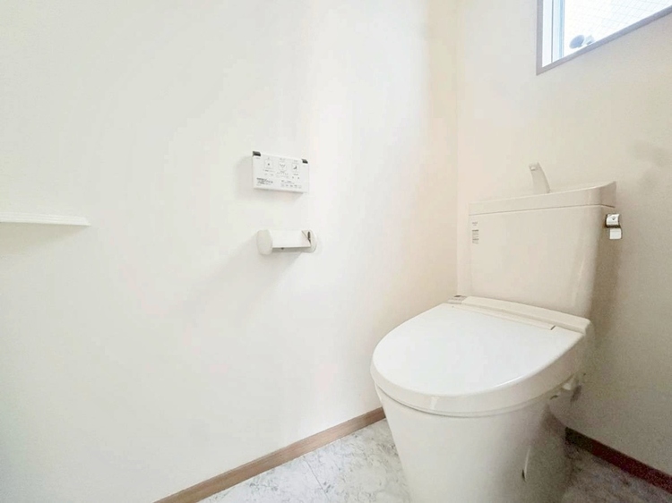 トイレ 暮らしの中のさりげないひとときの快適さにも、こだわりを、持って設備を配しております。