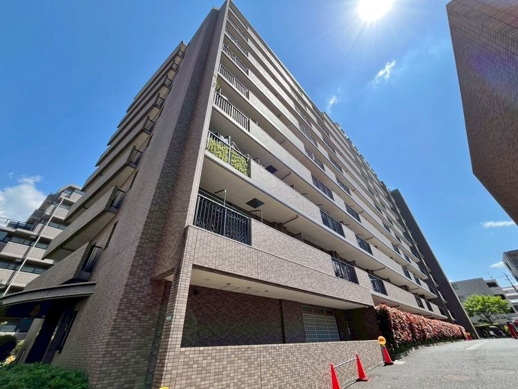 外観 現地に足をお運びいただいた際には、周辺散策などをお勧めいたします。