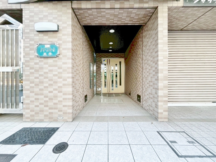 エントランス 外と内をつなぐエントランスは、まさに顔となる場所。