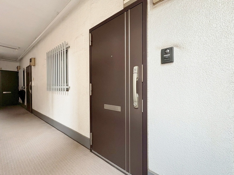 玄関 玄関を開ければ、そこは安らぎのご自宅。