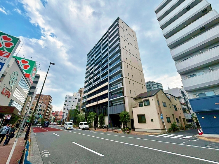 外観 現地に足をお運びいただいた際には、周辺散策などをお勧めいたします。