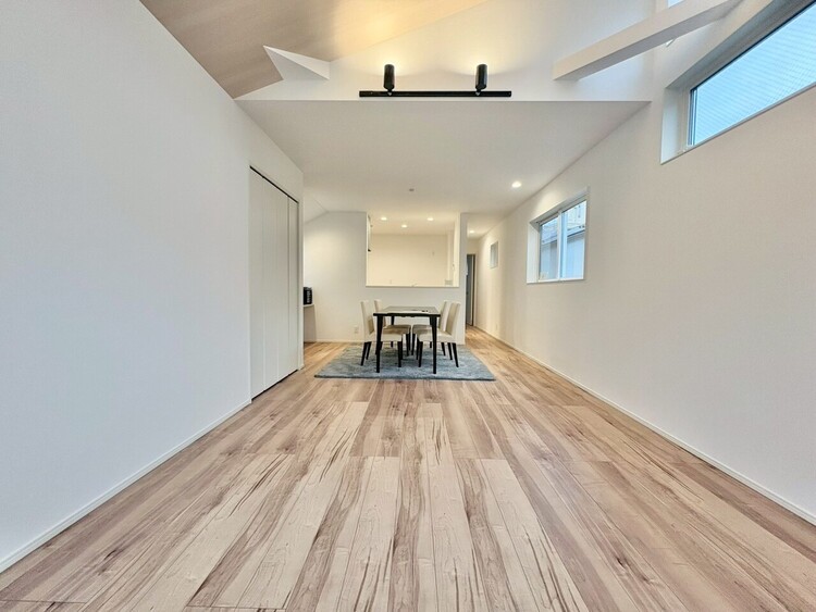 その他 通風・採光に優れ、心地よい光と風が溢れています。