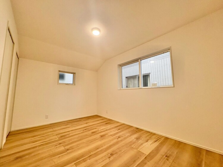 その他 清かで艶やかな時間をもたらしてくれる室内です。