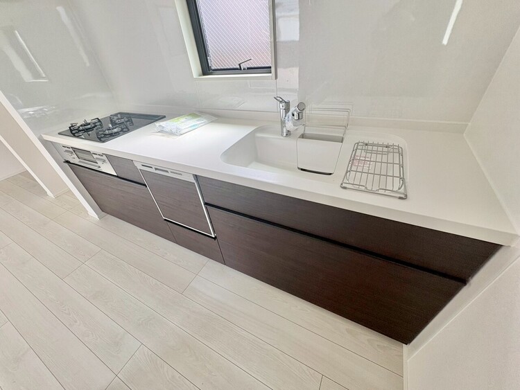 その他 開放感のあるキッチンスペース。調理をしながら、会話も弾みそうですね。