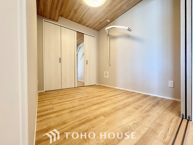 内装 【PRIVATE ROOM】◆快適◆な暮らしに不可欠な収納スペース。快適さとともに思い出も詰まっていく。