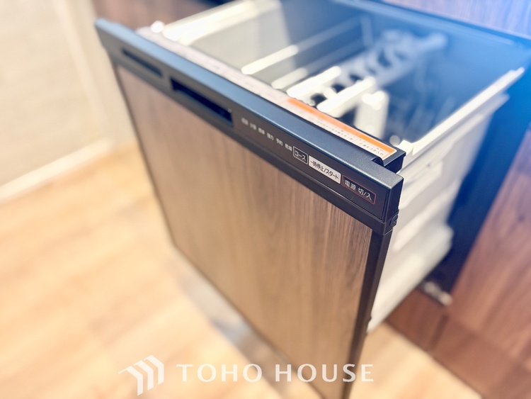 キッチン 【KITCHEN】◆ワクワク◆開放的で機能性も高いシステムキッチン。お子様は毎日のご飯にワクワク！