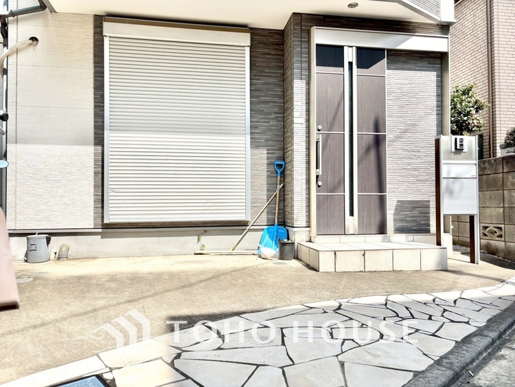 外観 【駐車場】荷物の積み下ろしもラクに行えます。