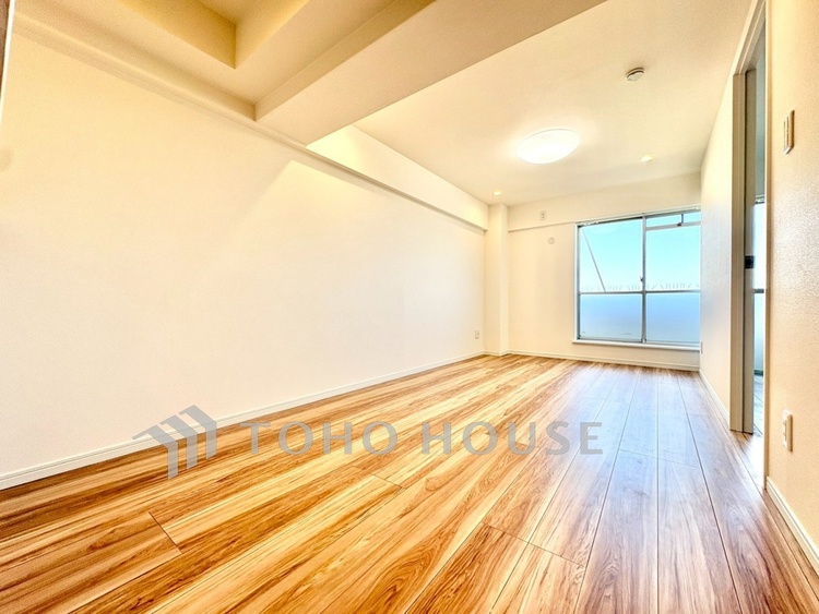 内装 【リビング】オンもオフも切り替えやすい家族の時間を大切にできる場。