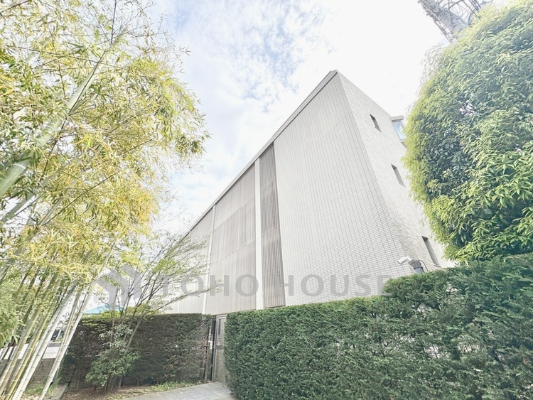 外観 【外観】堂々としたフォルムが印象的な外観。帰宅するたびに安心感を与えてくれるマンションです。