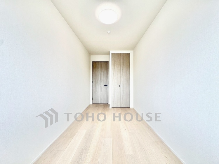 内装 【居室】家具のレイアウトがしやすく、暮らしに合わせやすい物件。