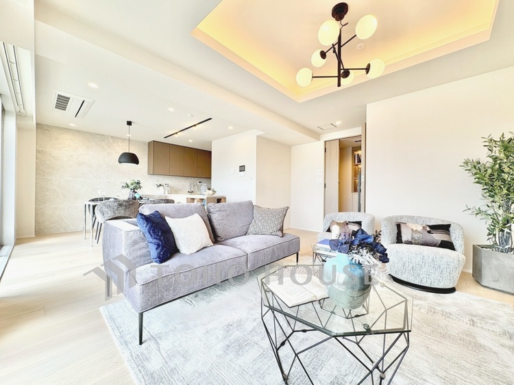 内装 【リビング】開放感のあるリビングは、日常の心地よくしてくれます。