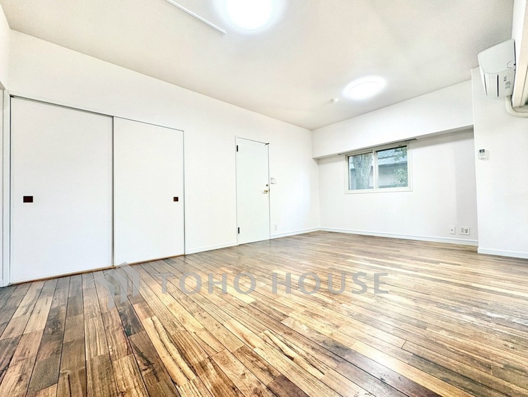 内装 【居室】朝はやわらかな光に包まれ、気持ちよく一日始められます。