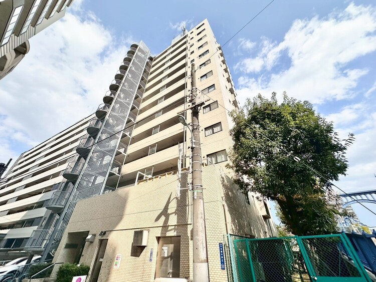 その他 飽きのこないシンプルモダンな外観です。