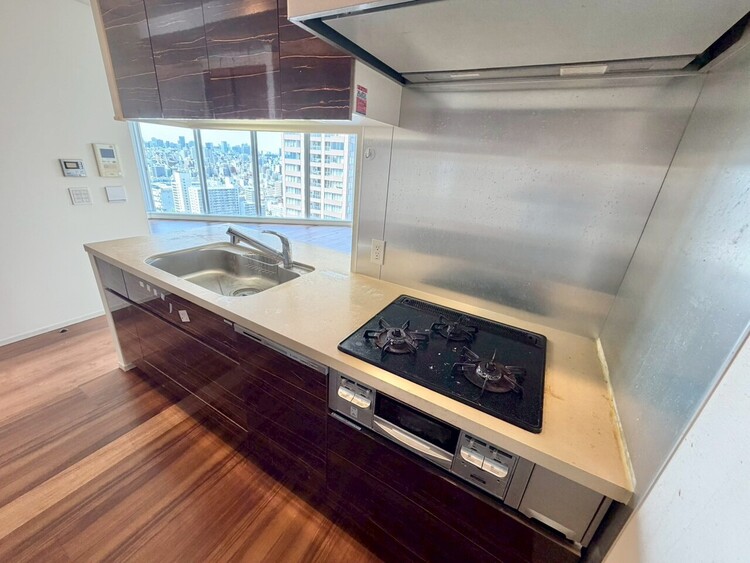 その他 使いやすくスタイリッシュなキッチン空間になっております。