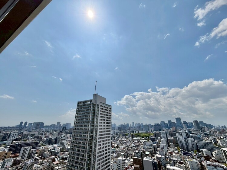 その他 眺望や窓からの景色が良いと、家で過ごす時間も快適です。