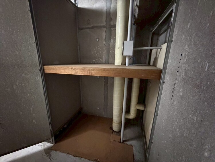 その他 家電やスーツケース、ストック品など何でも片付く嬉しい空間です。