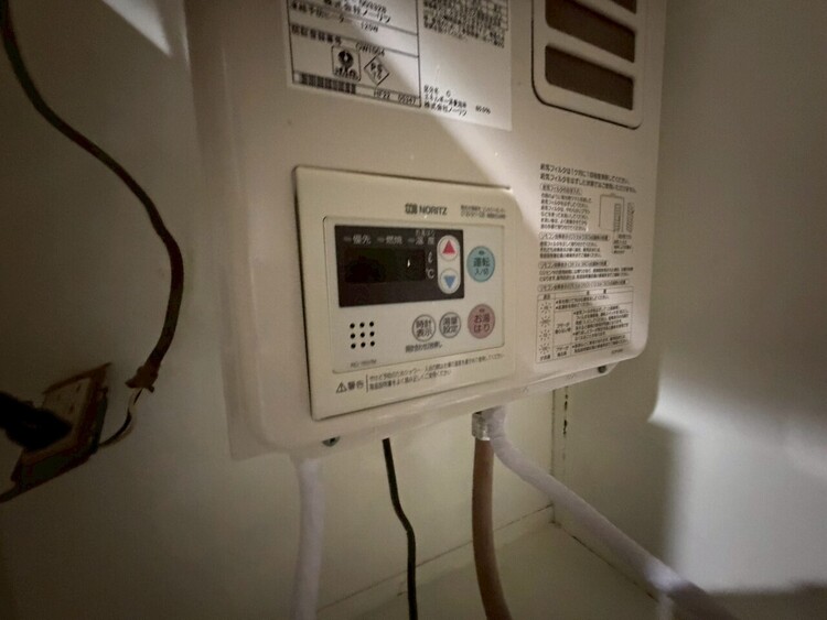 その他 見やすい画面で操作しやすい給湯パネル。