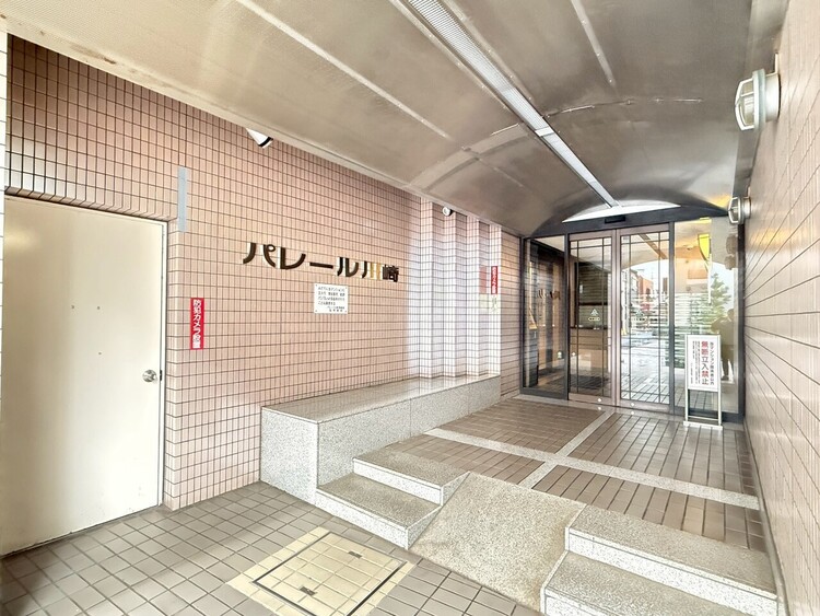 その他 上質感漂う玄関アプローチです。