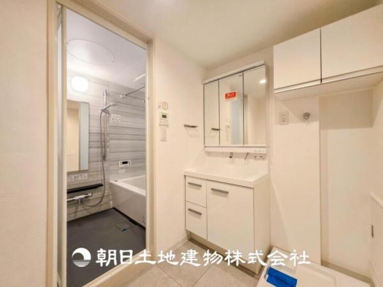 洗面 【居室】大切な家族一人ひとりの大切な個別空間をつくりあげました。