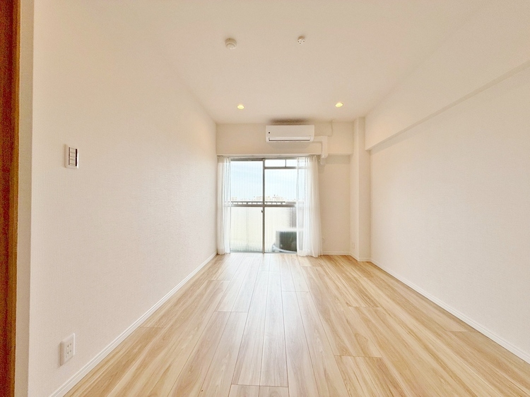 居間 過ごす時間が、たくさんの思い出として紡がれていく場所。