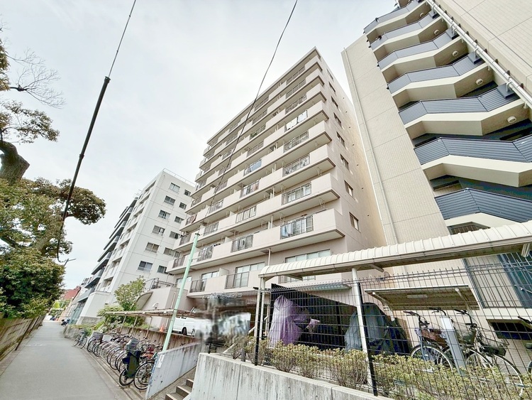 外観 資料には掲載していない情報が、現地にはたくさんあります。是非一度、現地をご確認ください。