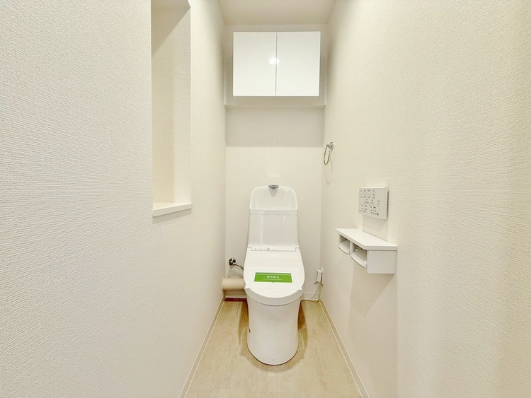トイレ 暮らしの中のさりげないひとときの快適さにも、こだわりを、持って設備を配しております。