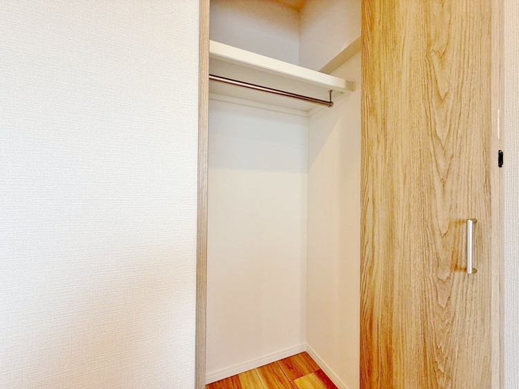 収納 居室にはクローゼットがあり、荷物もスッキリ収納して快適にお過ごしいただけます。
