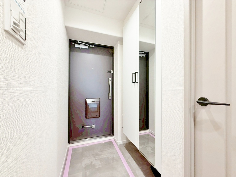 玄関 シューズボックスを完備した玄関です。