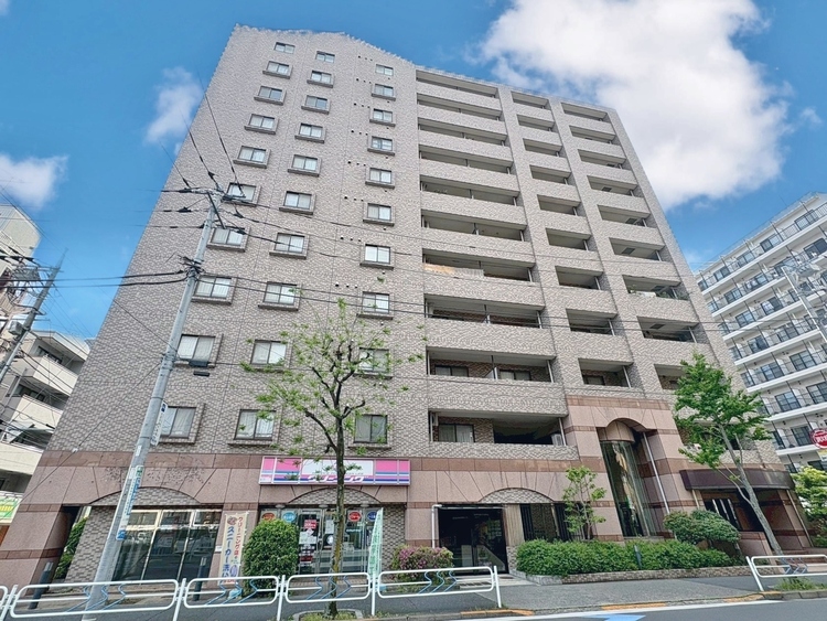 外観 資料には掲載していない情報が、現地にはたくさんあります。是非一度、現地をご確認ください。