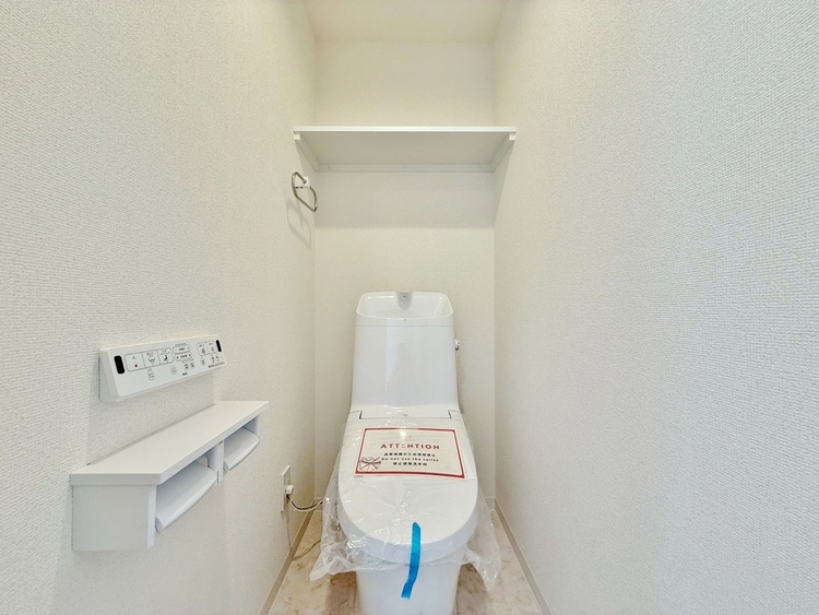 トイレ 暮らしの中のさりげないひとときの快適さにも、こだわりを、持って設備を配しております。